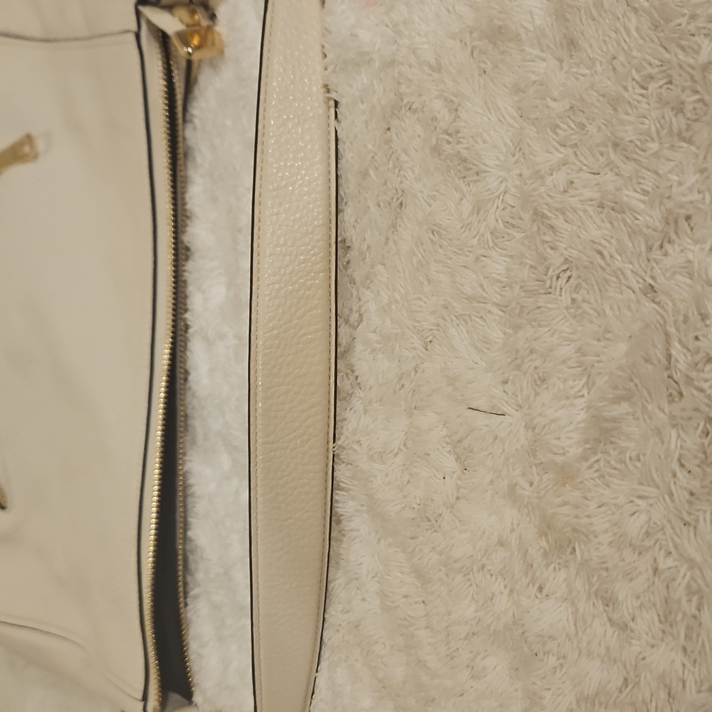 EUC Coach Ella Hobo With Starbursts Crystals And Rivets With New Coach Dusty - Picture 12 of 12